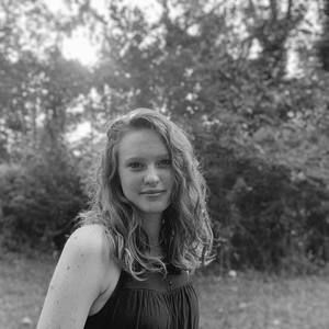 Meet your Posher, Abigail